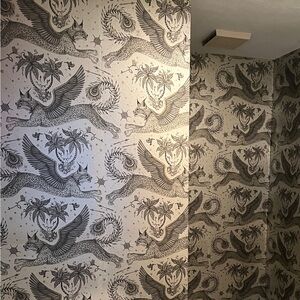 Emma J. Shipley Lynx Wallpaper in Gilver 2 Rolls